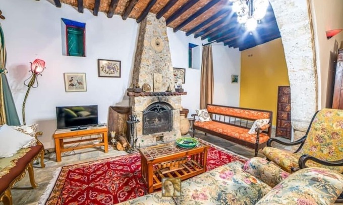 Kyrenia District Cabaña | THE ORIENTAL COTTAGE