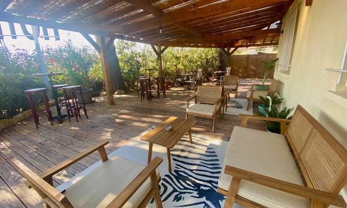 Fos-sur-Mer Hotel | The Originals City, Hotel Azur, Fos sur Mer