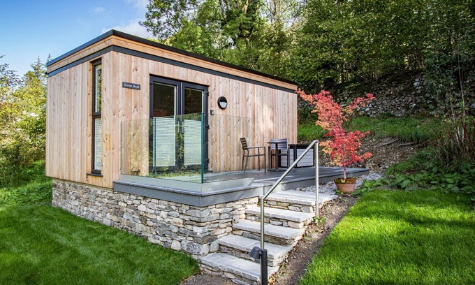 Windermere Cabina | The Orrest Head Lake District Woodland Cabin