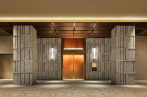 Umeda Hotel | THE OSAKA STATION HOTEL, Autograph Collection