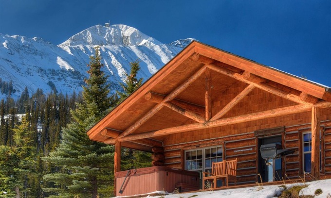 Big Sky Cabina | ¡Ubicación! ¡Ubicación! The Outlaw Cowboy Heaven Cabin-ON en la pista de esquí Powder River