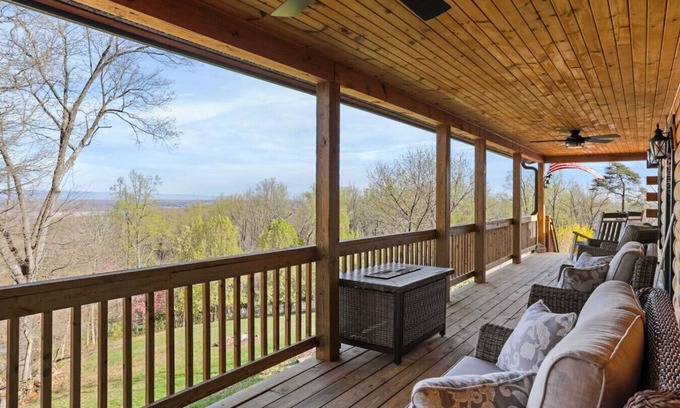 Front Royal Cabina | The Overlook- Shenandoah National Park