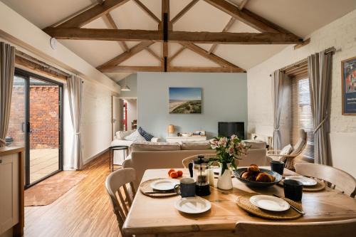 Sculthorpe Casa | The Owls Roost