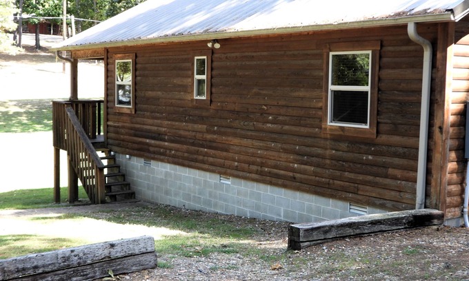 Royal Cabina | The Ozark.