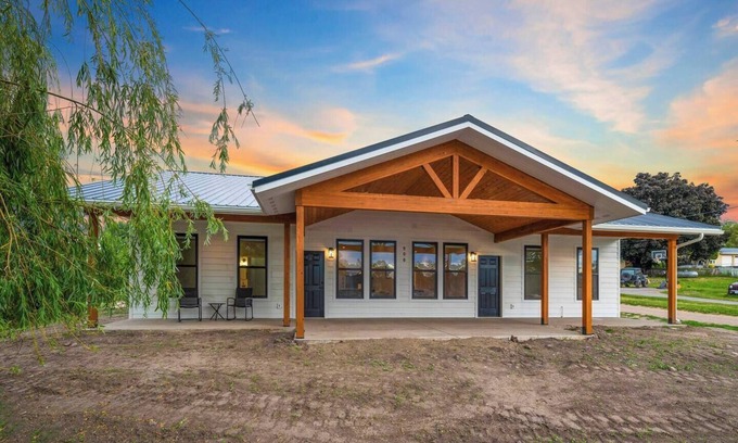 Polson Casa | The Pack's Place