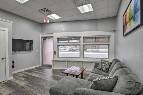 Albert Lea Apartamento | The Pad-Spacious King apartment on main level