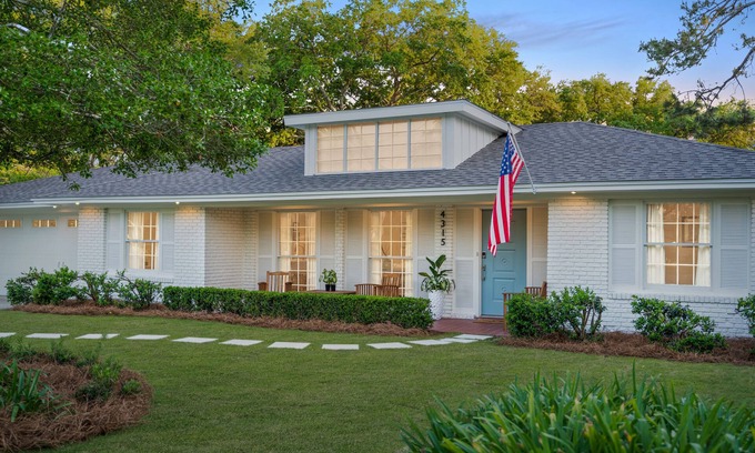 East Beach Casa | The Palm - East Beach Private Retreat - Saltwater Pool, Hot Tub, Beach Access!