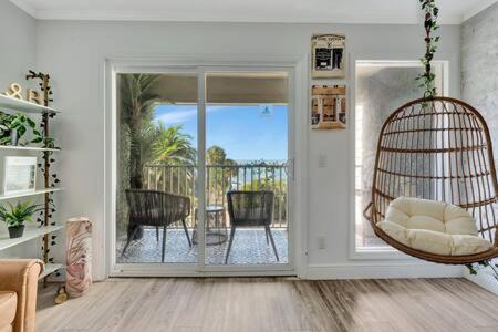 Rocky Point Apartamento | The Palm Exclusive Tropical Luxury on the Water