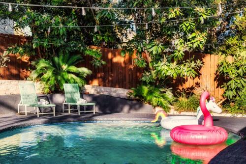 University Hills Casa | The Palm Royale