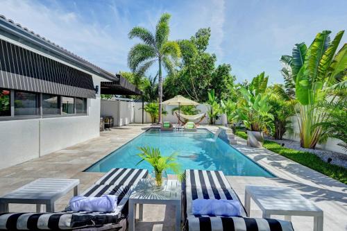 North Andrews Gardens Casa | The Palms