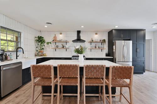 College Station Casa | The Parkway House
