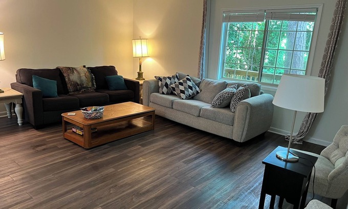 Atlanta Apartamento | The Big Peach KING bed 2BR/2 full baths, entire convenient luxury-loaded apt