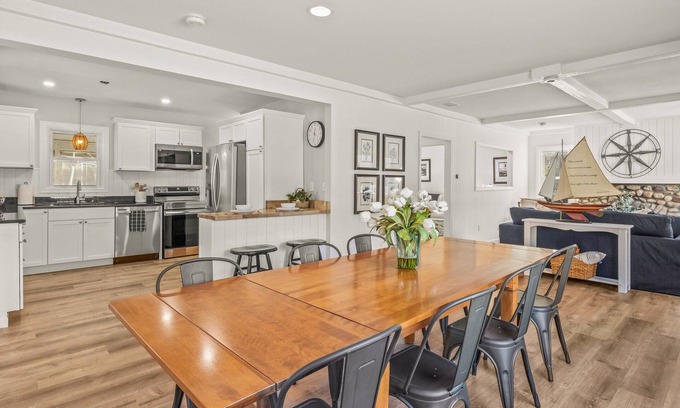 East Harwich Casa | The peaceful side of Cape Cod: Hidden Acres