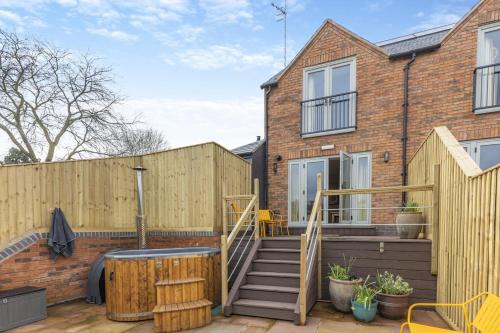 Pershore Casa | The Pear Tree - Pershore