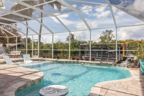 River Isles Casa | The Pearl - Pool W Screen On Canal - Boat Rental