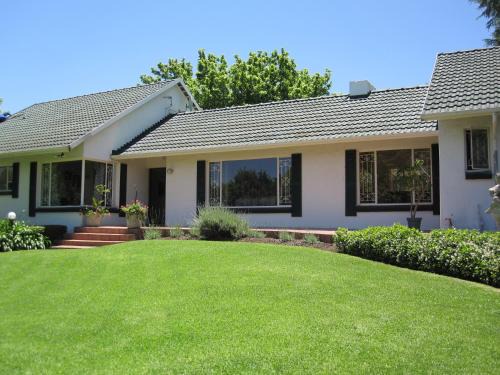 Greater Johannesburg Metropolitan Area Casa | The Pecan Tree Guesthouse