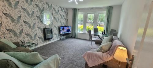 Leigh Apartamento | The Pennington Apt with Wifi and FREE Parking Next to Sports Village