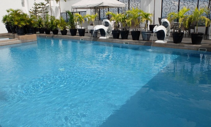 Balibago Hotel | The Penthouse Hotel