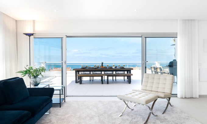 Nazare Condominio | The Penthouse - Private Heated Pool and Sea View Terrace