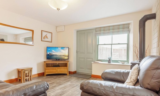 Silverdale Cabaña | The Pepperpot - UK49156
