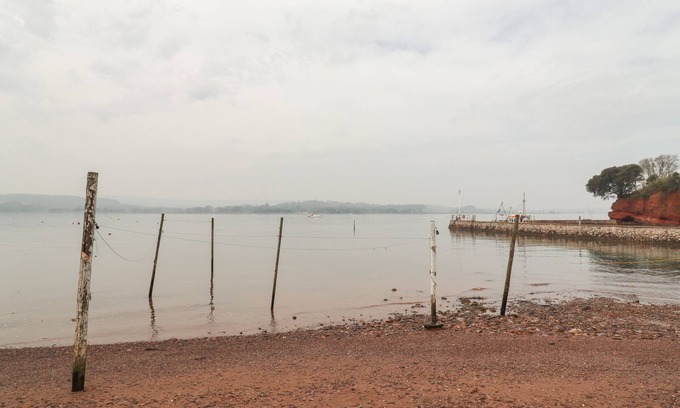 Lympstone Casa | THE PEPPER POT, pet friendly, character holiday cottage in Lympstone