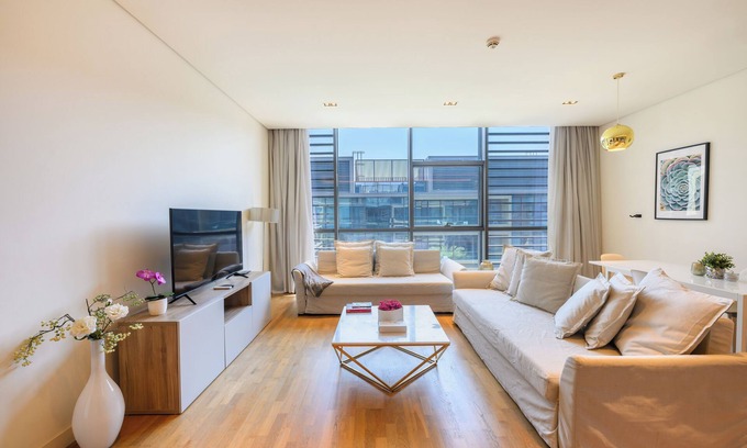 Al Wasl Hotel | The perfect 1 BR City Walk in Dubai