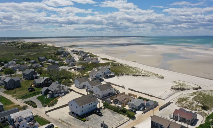Dennis Casa | The Perfect Beach House