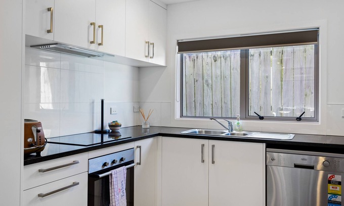 Pakuranga Heights Apartamento | The Perfect City Pad - WiFi - Netflix