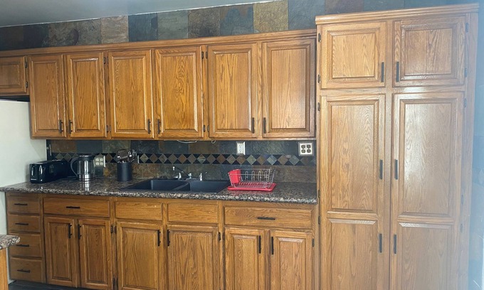 Gardena Casa | The Perfect Getaway! Beautiful home close to LAX and SoFi Stadium!