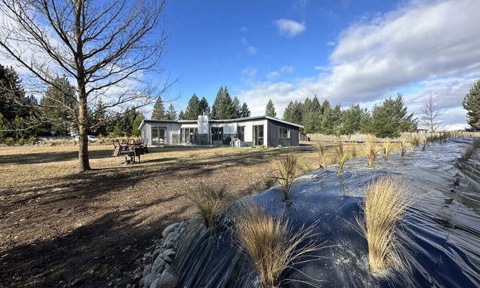 Twizel Casa | THE PERFECT GETAWAY - Sunny & Spacious WIFI FREE