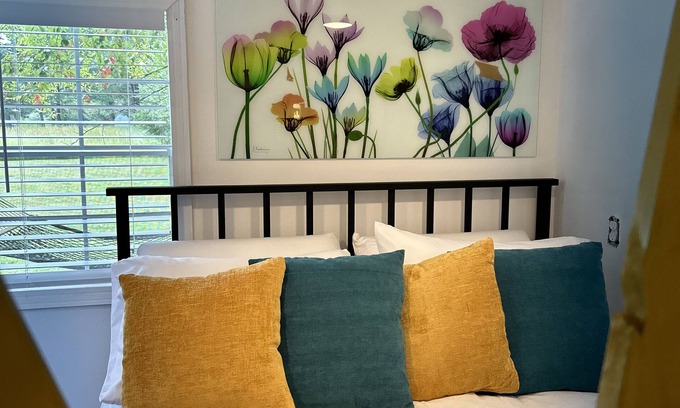 Broken Bow Cabaña | The perfect little getaway-Cozy Studio