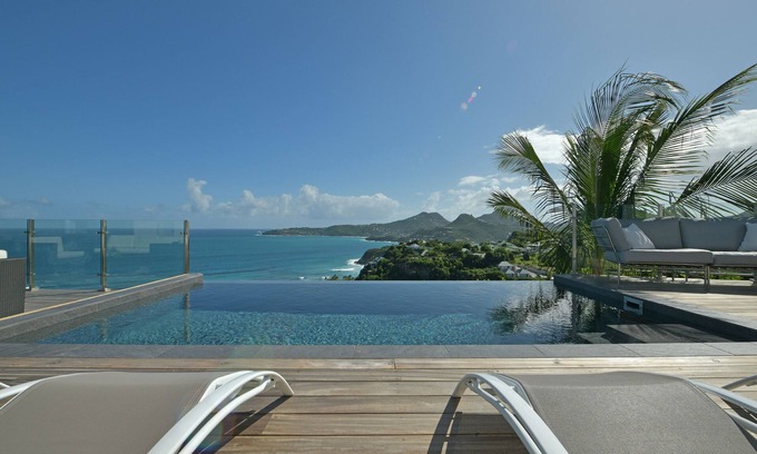 Corossol Casa | The Perfect View of Anse de Cayes / St Jean Beach