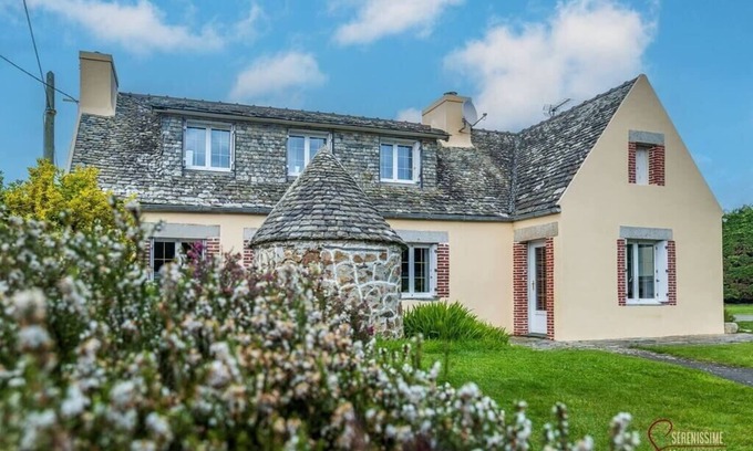Saint-Jean-du-Doigt Casa | The Petite Lande house in Saint Jean du Doigt