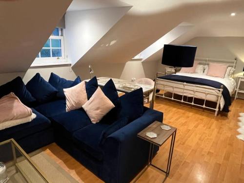 Aldermaston Wharf Apartamento | The Pheasantry - guest house in beautiful rural location