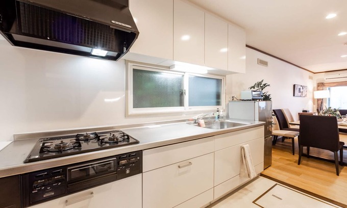 Shiroishi Casa | The Phoenix