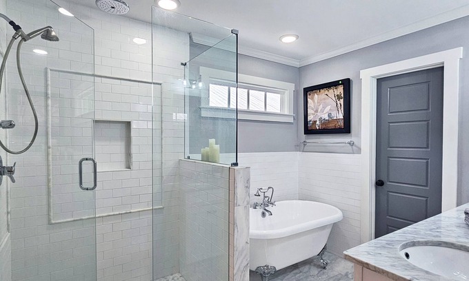 East Side Casa | The Piña Colada; Cozy & Spacious, 3BR/3Full Bath Home in Grant Park/Atlanta!