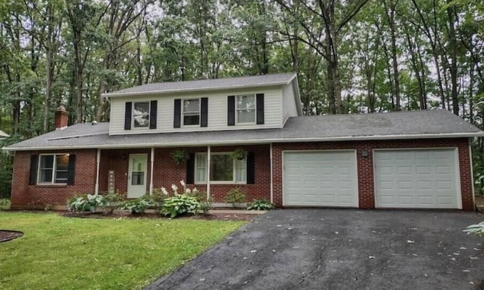 State College Casa | The Pickwick Place -- Penn State/Beaver Stadium/Football