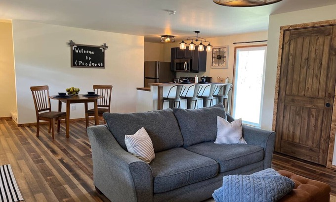 Chester Casa | The Piedmont Cabin - LPM