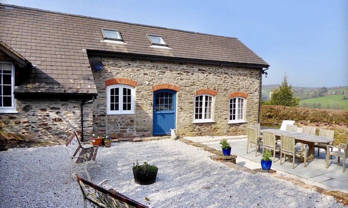 Dulverton Cabaña | The Piggery, cerca de Dulverton; duerme hasta 6 + perro amigable