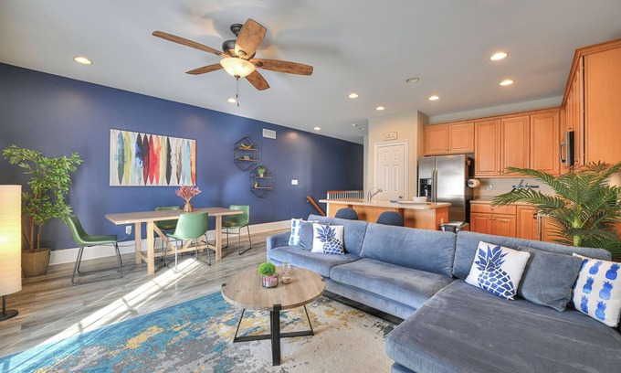 Sussex County Casa | The Pineapple Palace