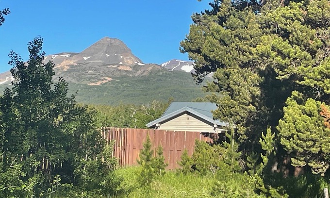 East Glacier Park Village Cabaña | The Pinecone Cottage East Glacier Park