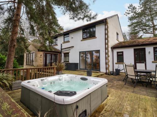 Skipton Casa | The Pines