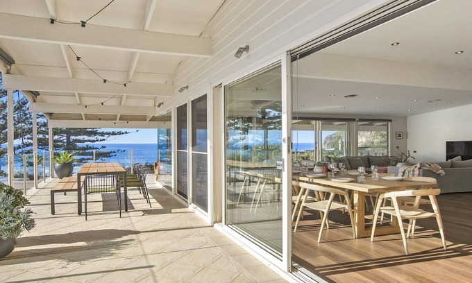 Killcare Casa | The Pines on Killcare Beach - beachside luxury for all the family