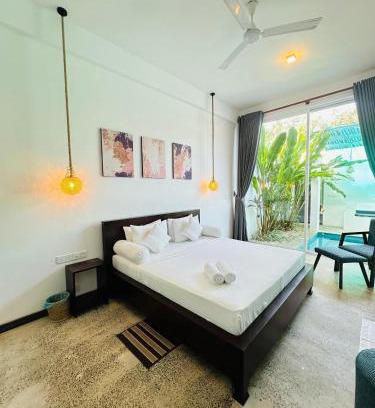 Thiranagama Hotel | The Pink Elephant