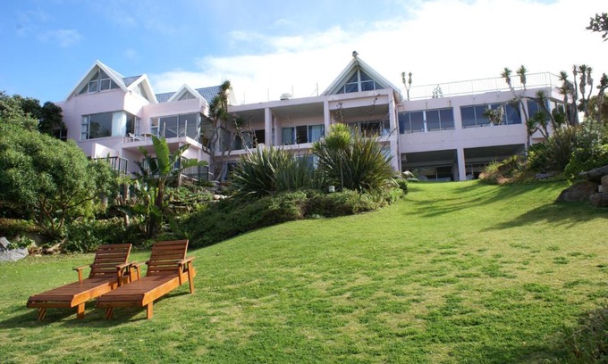 Wilderness Beach Casa | The Pink Lodge on The Beach