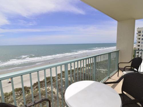 Crescent Beach Casa | The Pinnacle Oceanfront Suite 2 Balconies Top Location