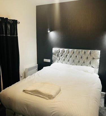 Manchester Hotel | The pleasant House