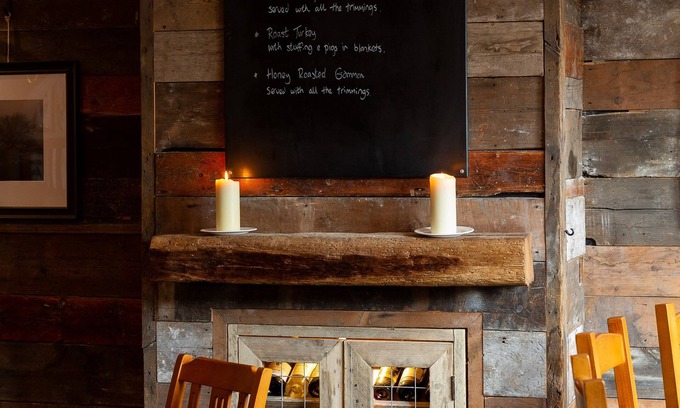 South Warnborough Cama Y Desayuno | The Poacher Inn