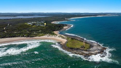 Angourie Casa | The Point Ultimate Beach House