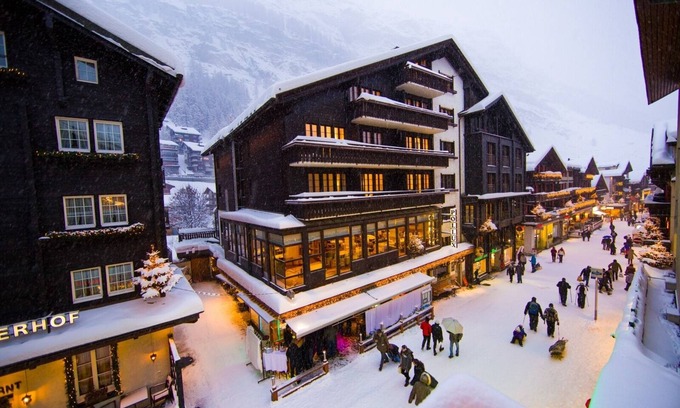 Zermatt City Centre Hotel | The Pollux